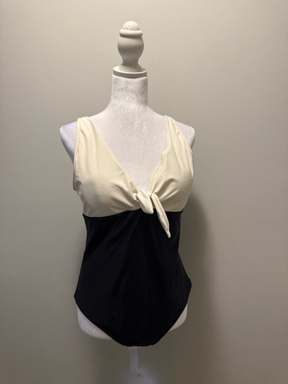 summersalt Two-Tone jetsetter one piece swimsuit size 14 women’s